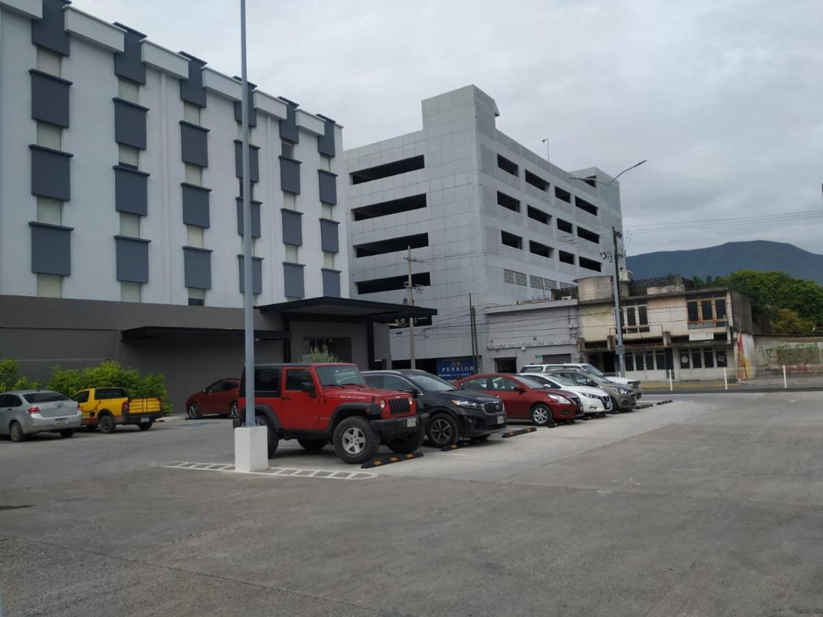 Best Western Santorin Ciudad Victoria Exterior foto